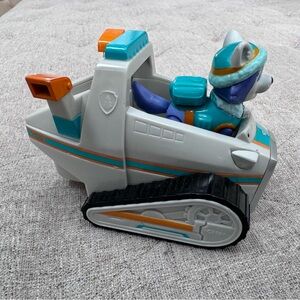 PAW PATROL EVEREST PUP AND VEHICLE SNOW DOG